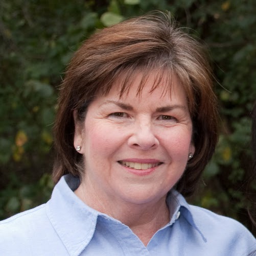 Deborah Moore Photo 22