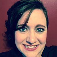 Stephanie Thacker Photo 15