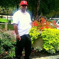 Derrick Sanders Photo 26