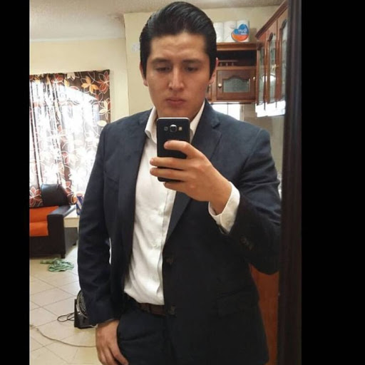 Victor Lechuga Photo 4