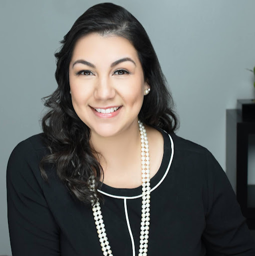 Laura Villalobos Photo 45