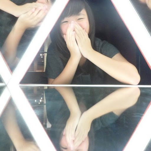 Emily Lin Photo 26