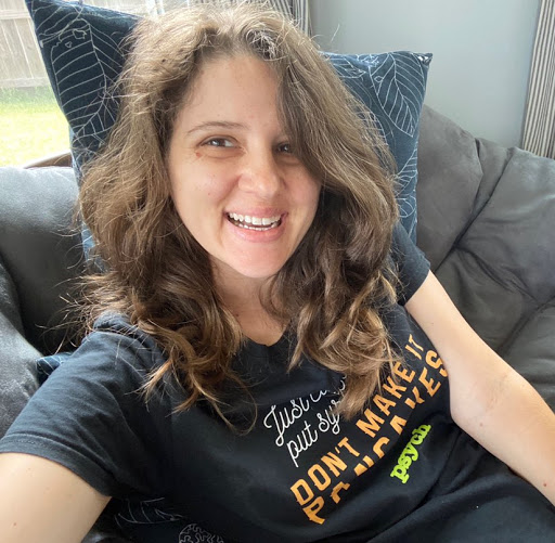 Amanda James Photo 32