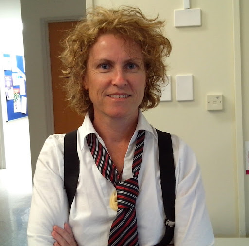 Tracey Cameron Photo 11