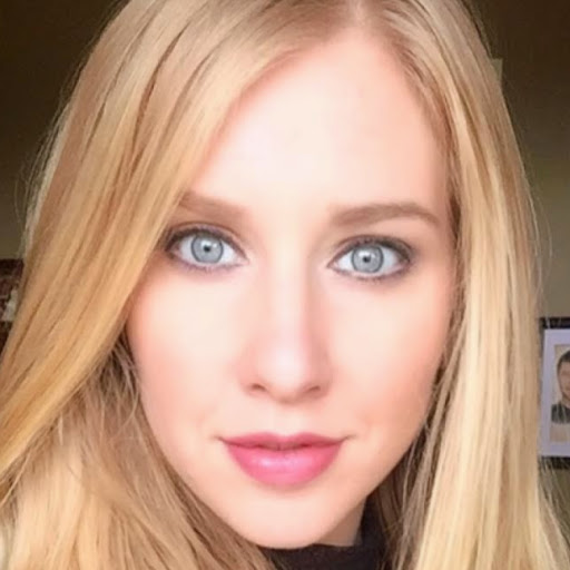 Jessica Cain Photo 29