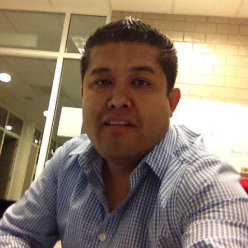 Benjamin Torres Photo 30