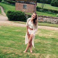 Alicia Whitaker Photo 24