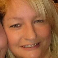 Lisa Raby Photo 10