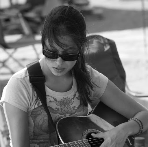 Erika Johnson Photo 9
