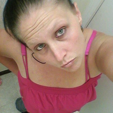 Elizabeth Lowery Photo 36
