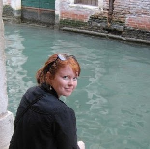 Claire Rooney Photo 26