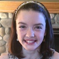 Joni Larson Photo 14