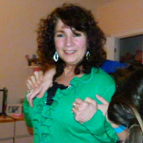 Marianne Warren Photo 14