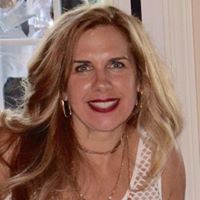 Linda Horvath Photo 27