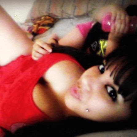 Emily Pacheco Photo 16