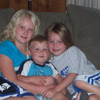 Sara Qualls Photo 12
