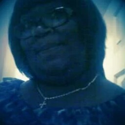 Michelle Thomas Photo 34