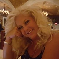 Shelley Elliott Photo 29