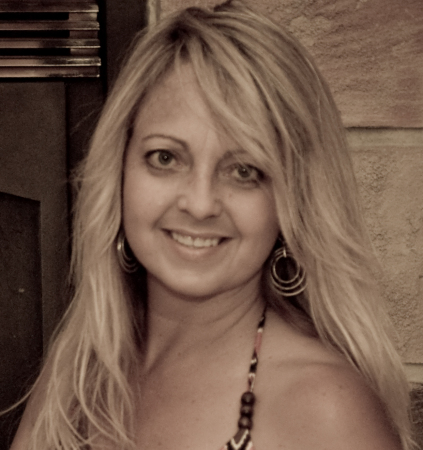 Michelle Harvey Photo 14
