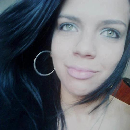 Kathleen Fernandes Photo 13