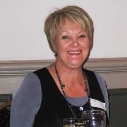 Julie Beard Photo 26