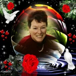 Teresa Hudson Photo 39
