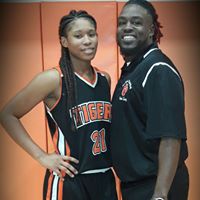 Larry Lacy Photo 28