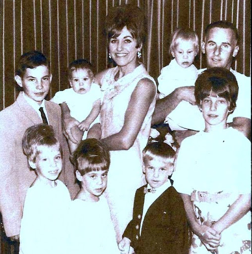 Donald Powers Photo 37