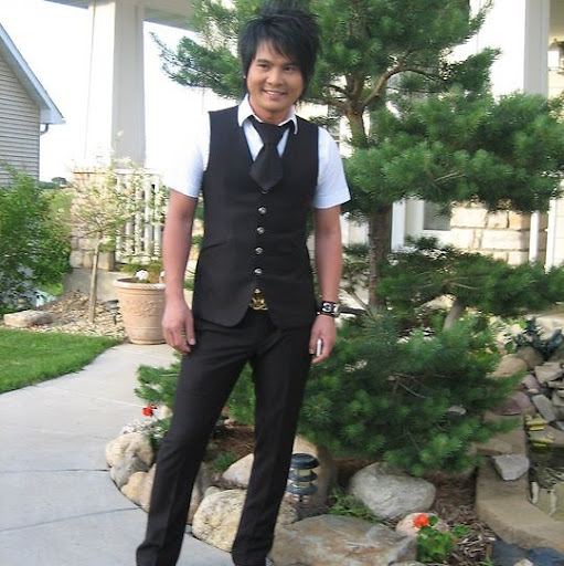 Kham Nguyen Photo 8