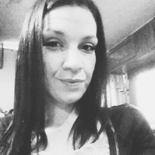 Jessica Caudill Photo 31