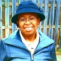 Valarie Edwards Photo 10