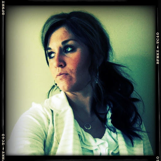 Michelle Hurt Photo 35