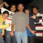 Robert Flores Photo 42