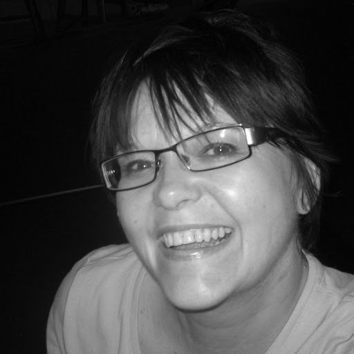 Darlene Russell Photo 39