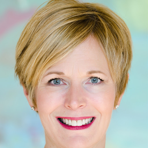 Lisa May Photo 37