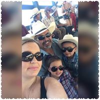 Armando Rodriguez Photo 41