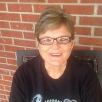 Marie Sims Photo 17