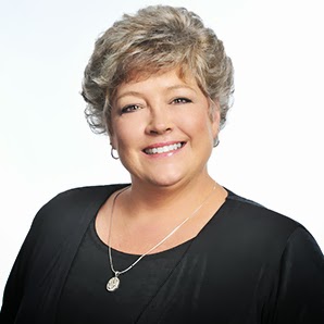 Kelly Parsons Photo 39
