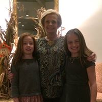 Anne Sweeney Photo 25