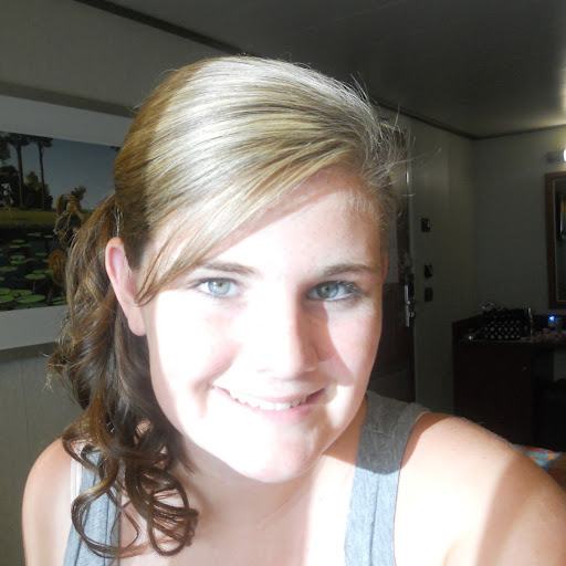 Kristine Carpenter Photo 25