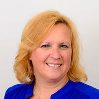 Julie Demasi Photo 5