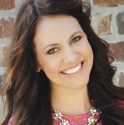 Jennifer Colomb Photo 9