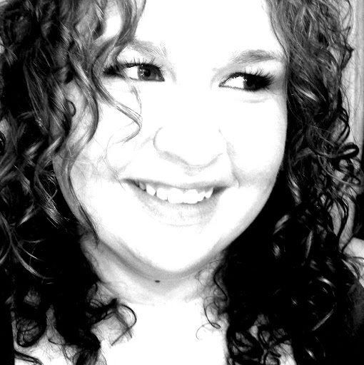 Laura Goss Photo 8