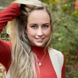 Sarah Vogt Photo 15