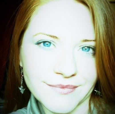 Angela Higgins Photo 25