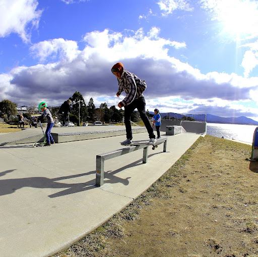 Luke Bullock Photo 7
