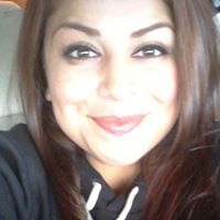 Lily Ledesma Photo 5