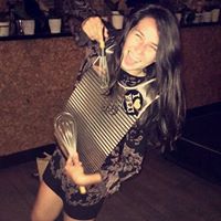 Claire Stevens Photo 28