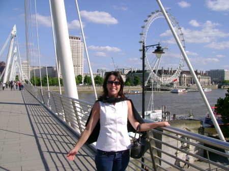 Suzanne Myers Photo 22
