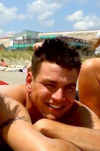 Wesley Hendrix Photo 32